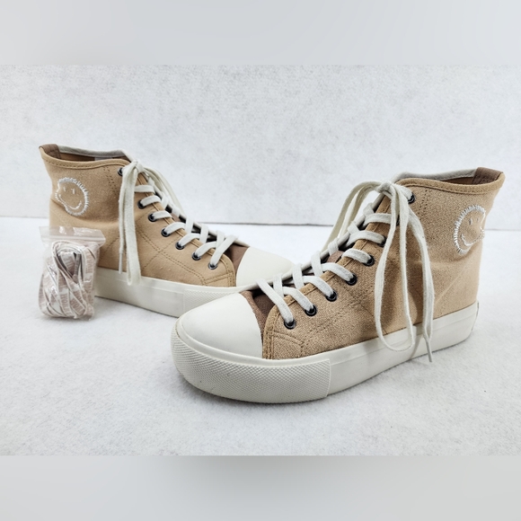 American Eagle Outfitters Shoes - American Eagle Outfitters Platform High-Top Canvas Sneakers Women's Size 8 Smile
